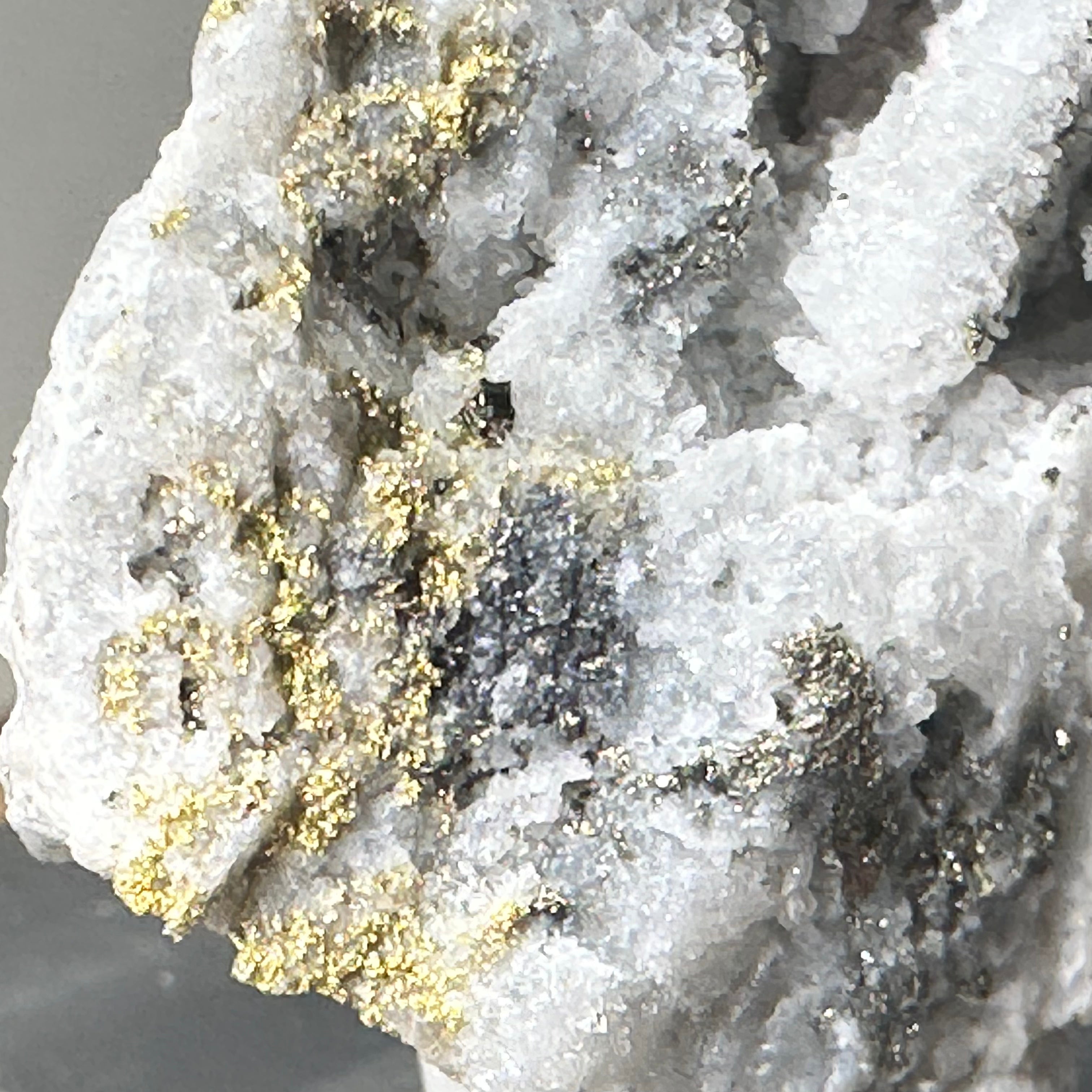 Gold-Quarz-Specimen „Peru“