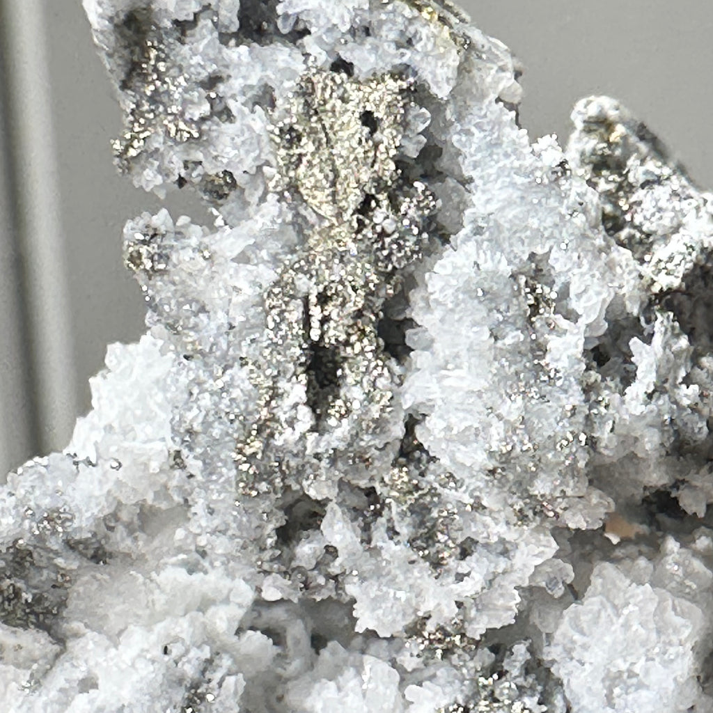 Gold-quartz specimen “Peru”