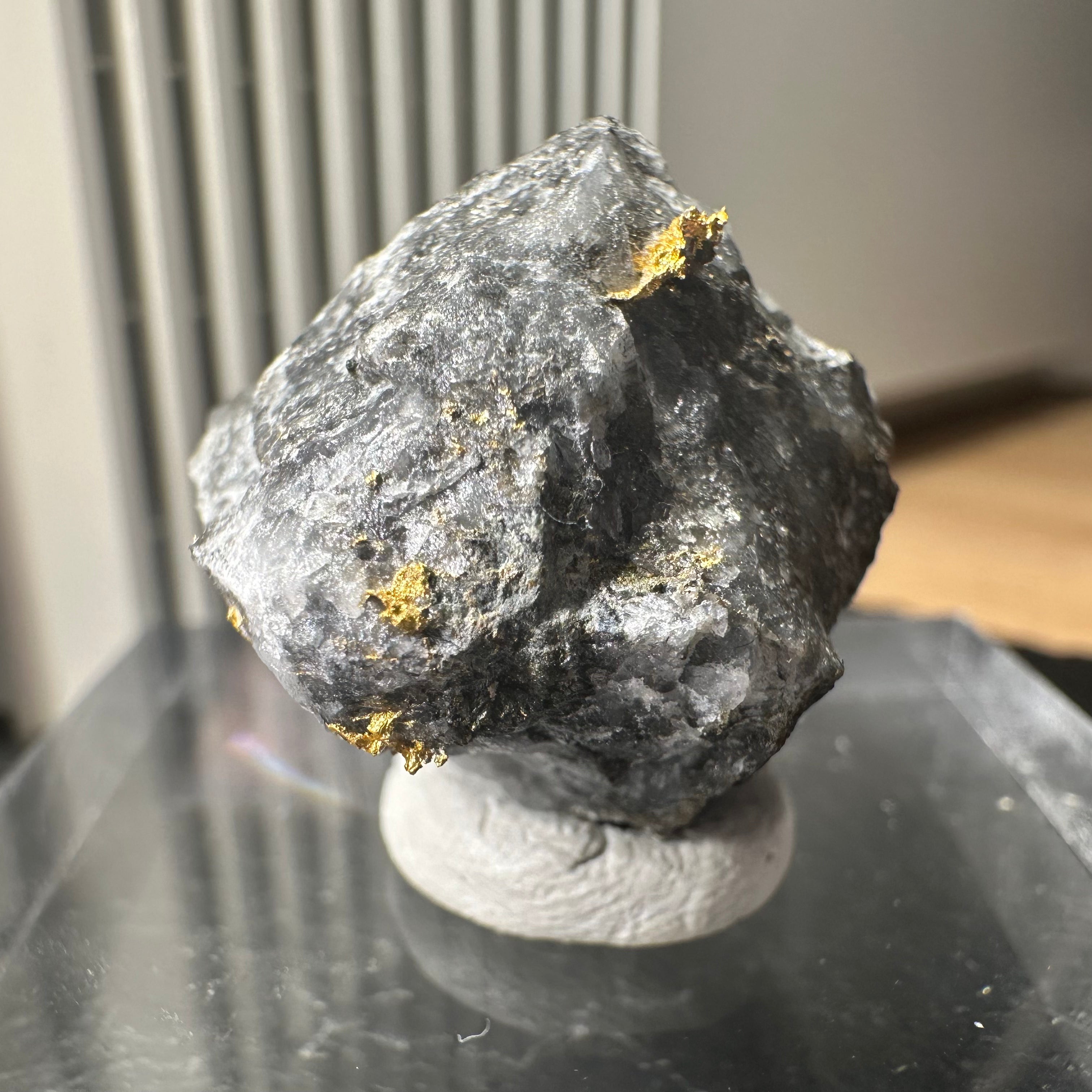 Gold-Quarz-Specimen „Peru“