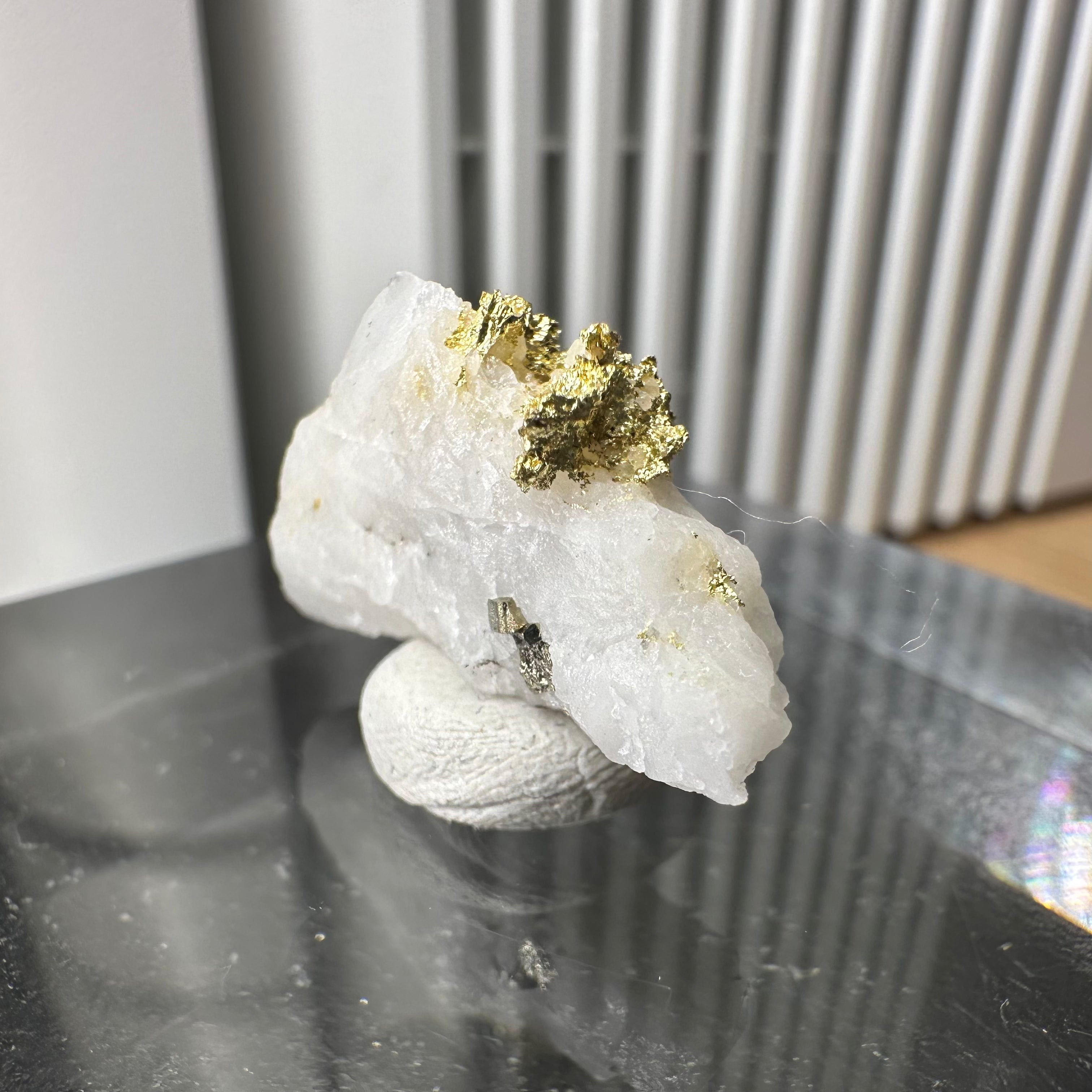 "The Crown" - Kristallines Gold-Quarz-Specimen „Peru“