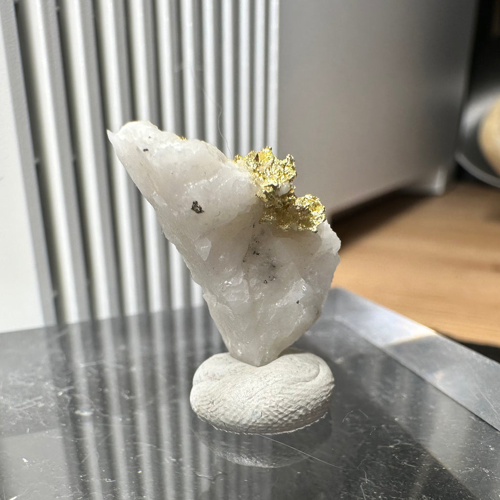 "The Crown" - Kristallines Gold-Quarz-Specimen „Peru“