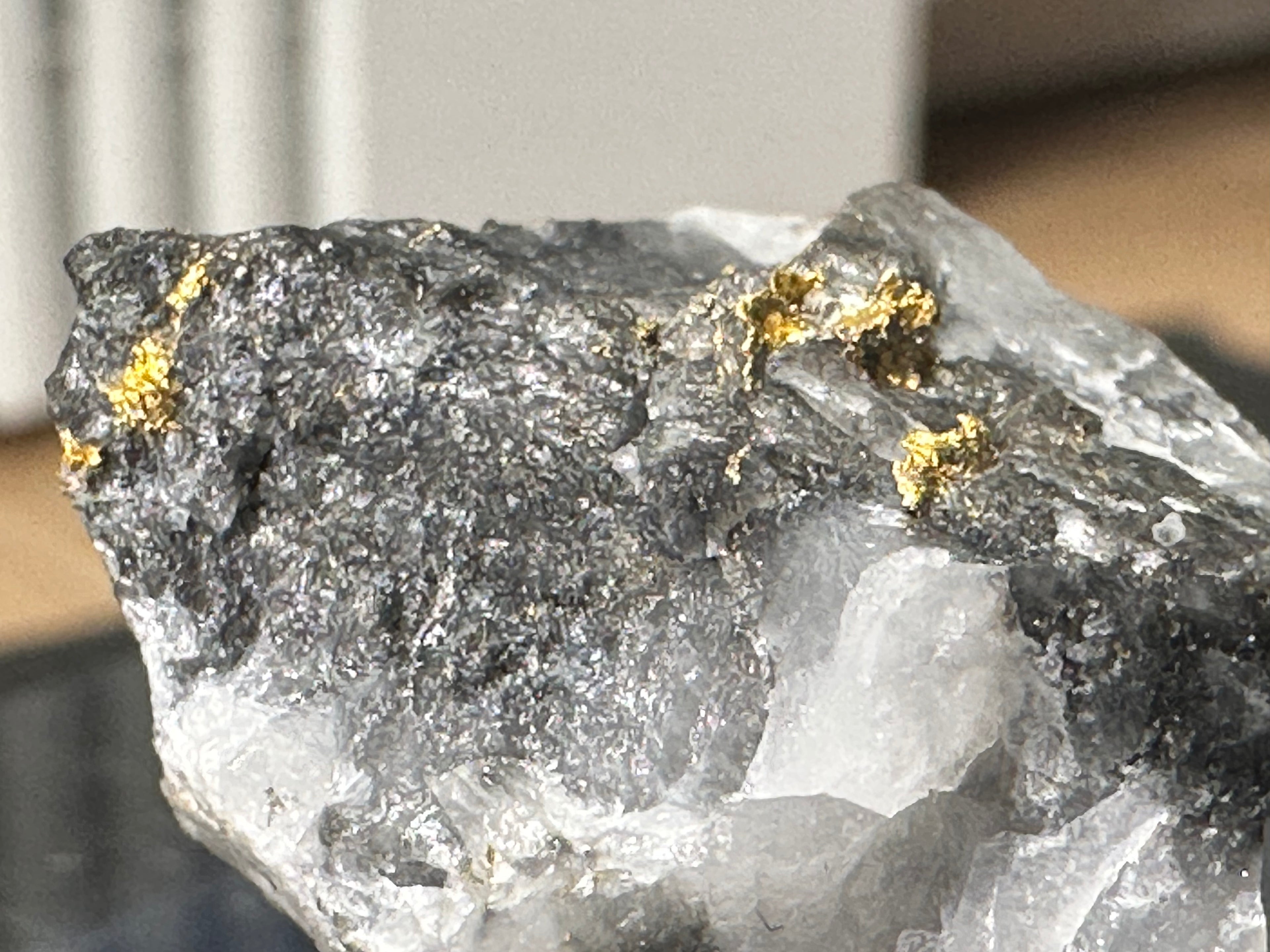 Gold-Quarz-Specimen „Peru“